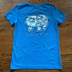 Ivory Ella Blue Short Sleeve T-Shirt - Women’s Medium